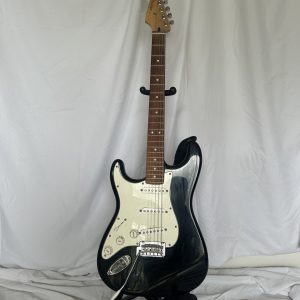 Fender Stratocaster Electric Guitar Left Handed - Black Finish